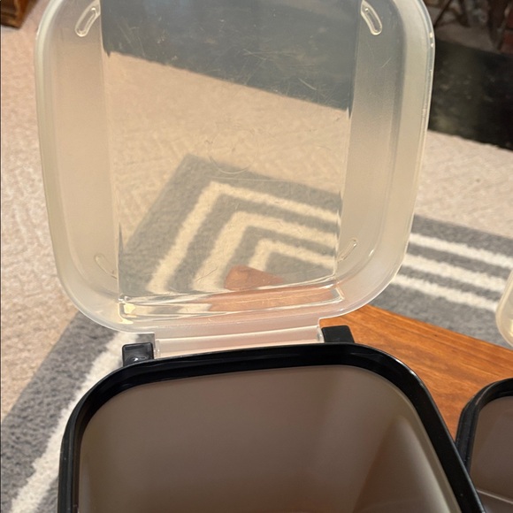 Tupperware Silver Storage Container Duo - Picture 4 of 8